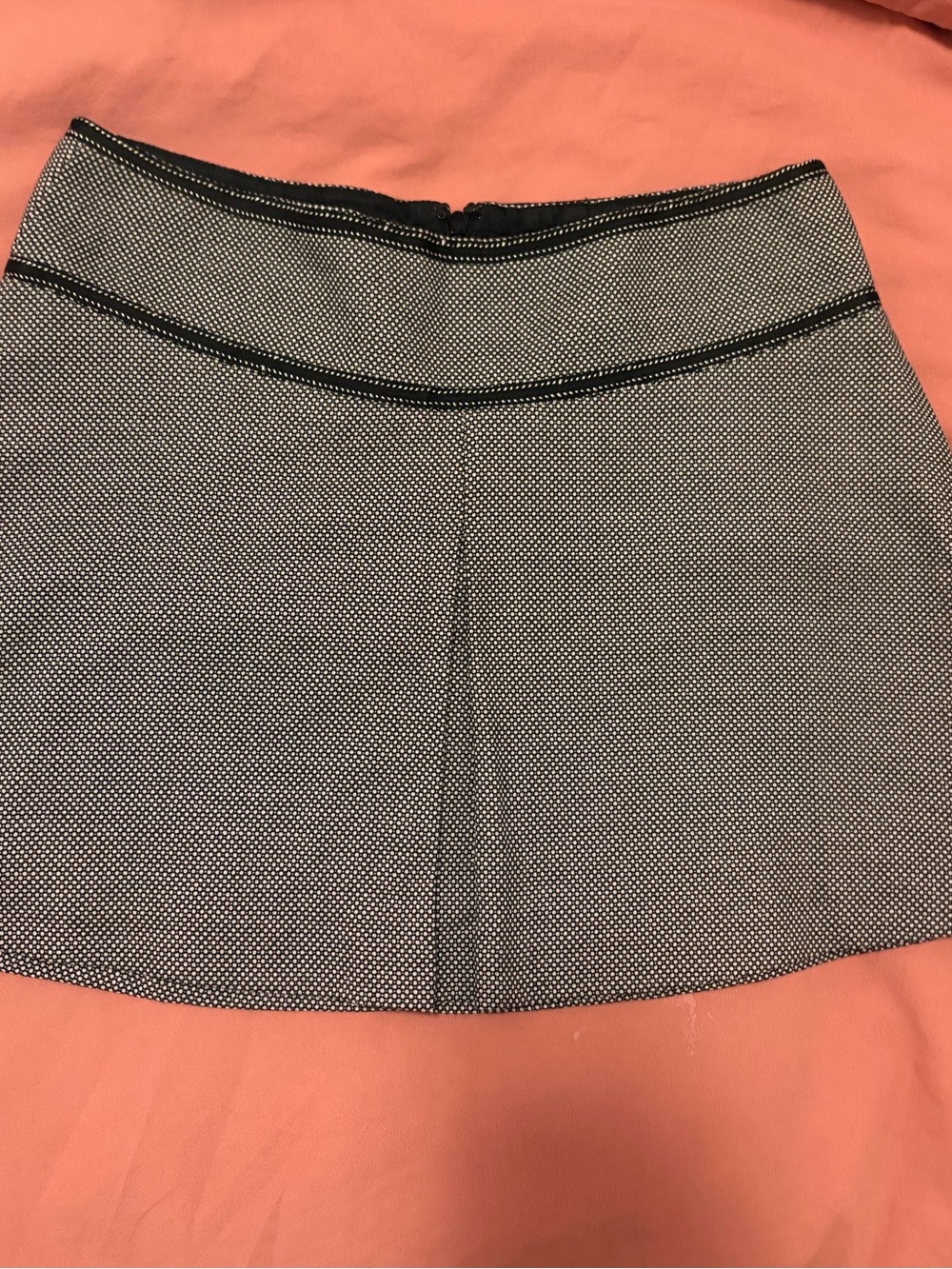 Bebe Black and White Textured A-Line Skirt Size 0